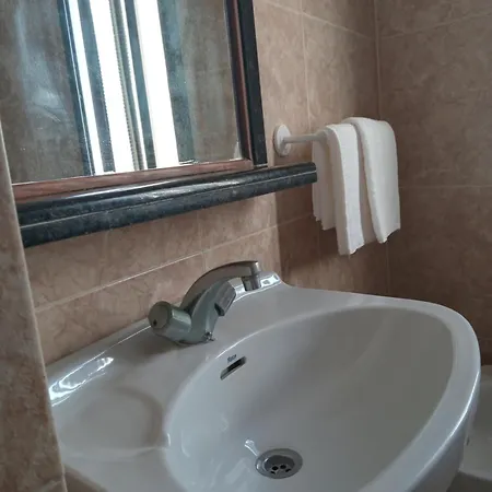 Guest house La Tortuga *